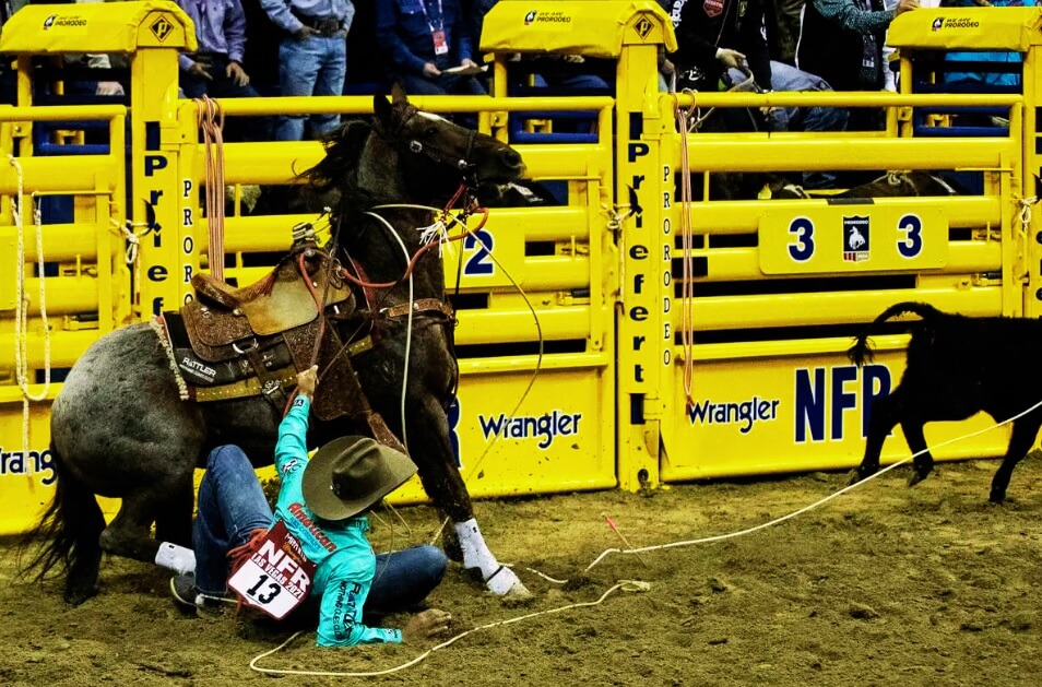 Wrangler-NFR-Tie-Down-Roping.jpg